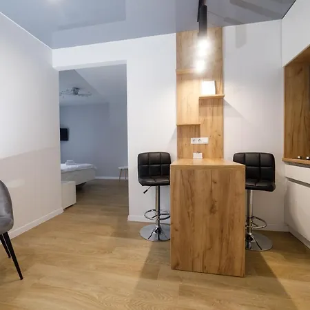 Pure Apartments 利沃夫 外观 照片