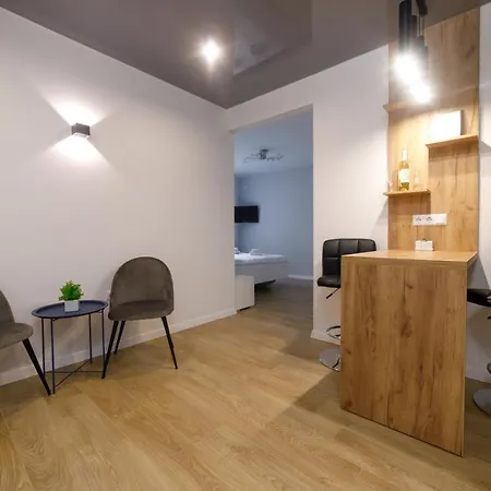 Pure Apartments 利沃夫 外观 照片